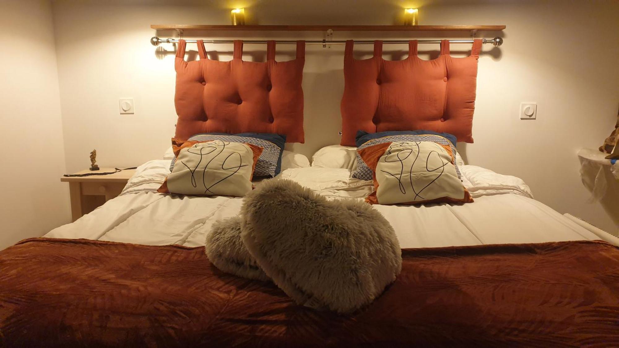 Love Room- Spa- Escale Amoureuse Puygaillard-de-Quercy エクステリア 写真